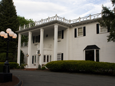 Fox Hill Inn